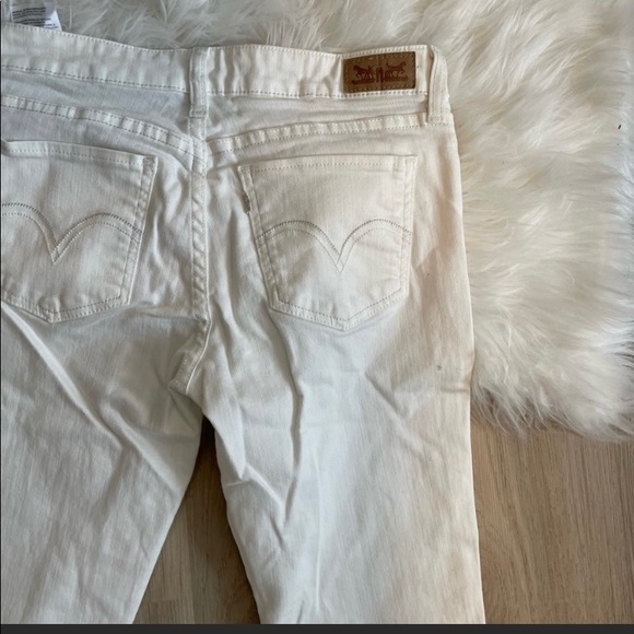 Levi’s White Skinny Legging Jeans - Picture 4 of 10